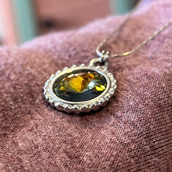 HANDMADE Gorgeous Swarovski Crystal Necklace!! - Picture 8 of 8